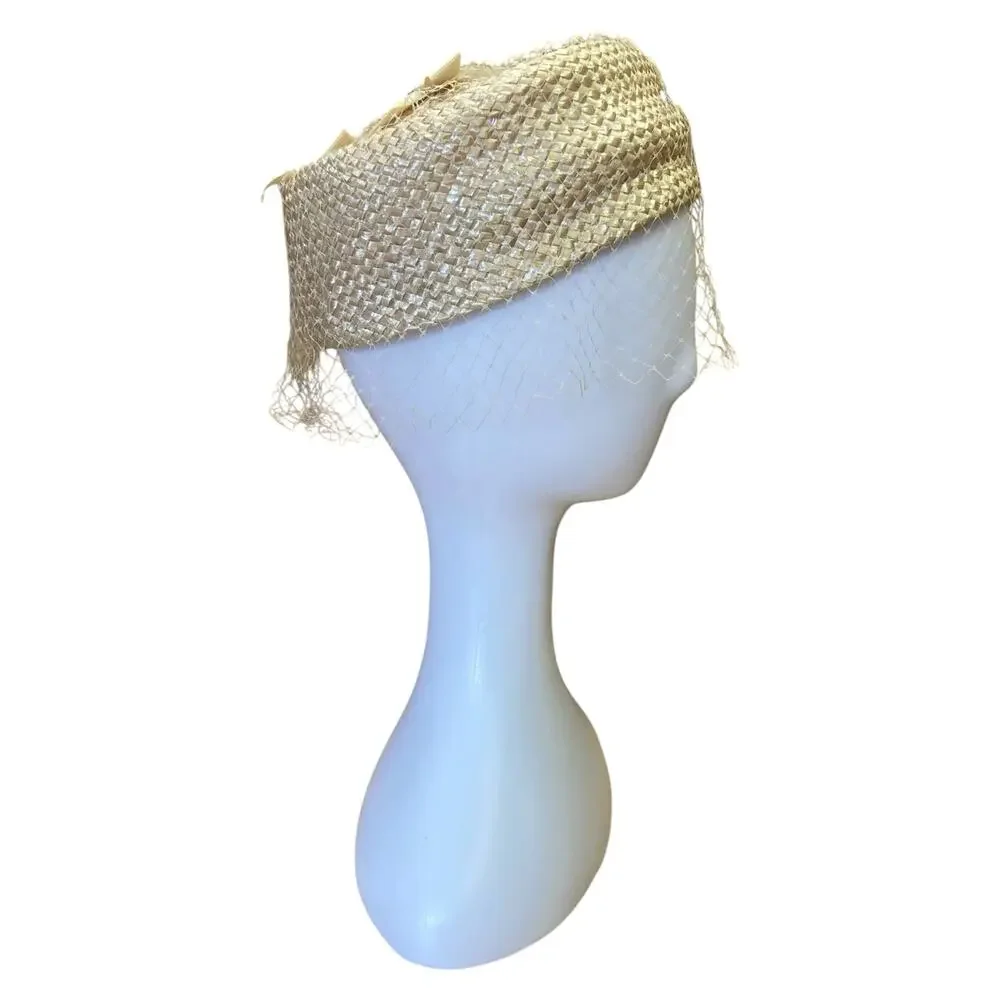 1950s Cream Straw Pillbox Hat | Vintage Veiled Wedding Church Cocktail Hat